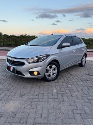 CHEVROLET ONIX 1.4 MPFI LT 8V FLEX 4P AUTOMÁTICO